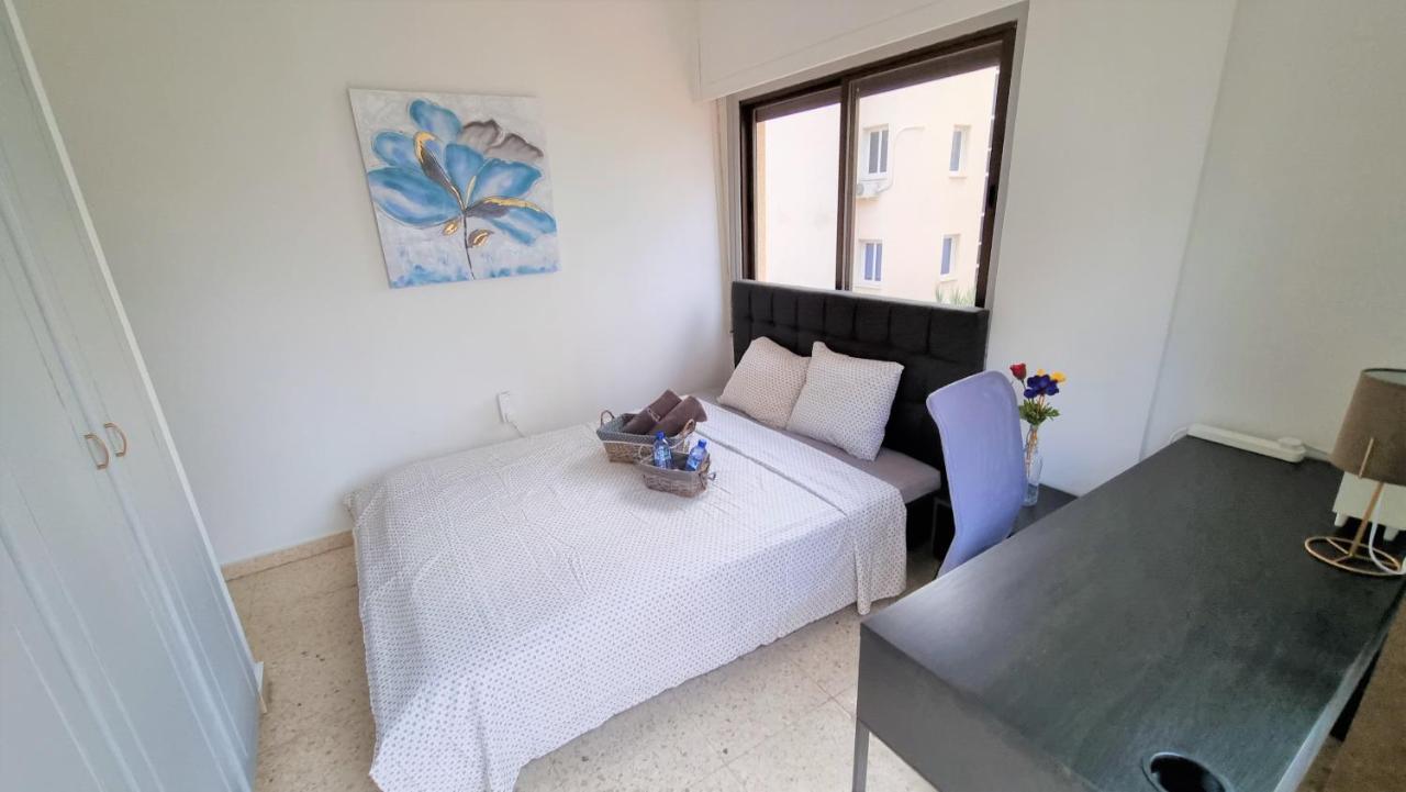 Cozy Beach Apt / 100 Mbit+ Netflix / Near Airport Ларнака Экстерьер фото